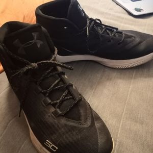 Under Armour Shoes - Under Armour Stephen Curry size 11 men shoes Under Armour Shoes - Under Armour Stephen Curry size 11 men shoes